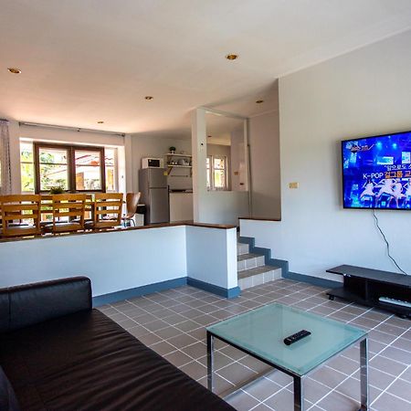 F4 Beach House Kitchen Bbq 3 Bedrooms Large Yard Rayong Kültér fotó
